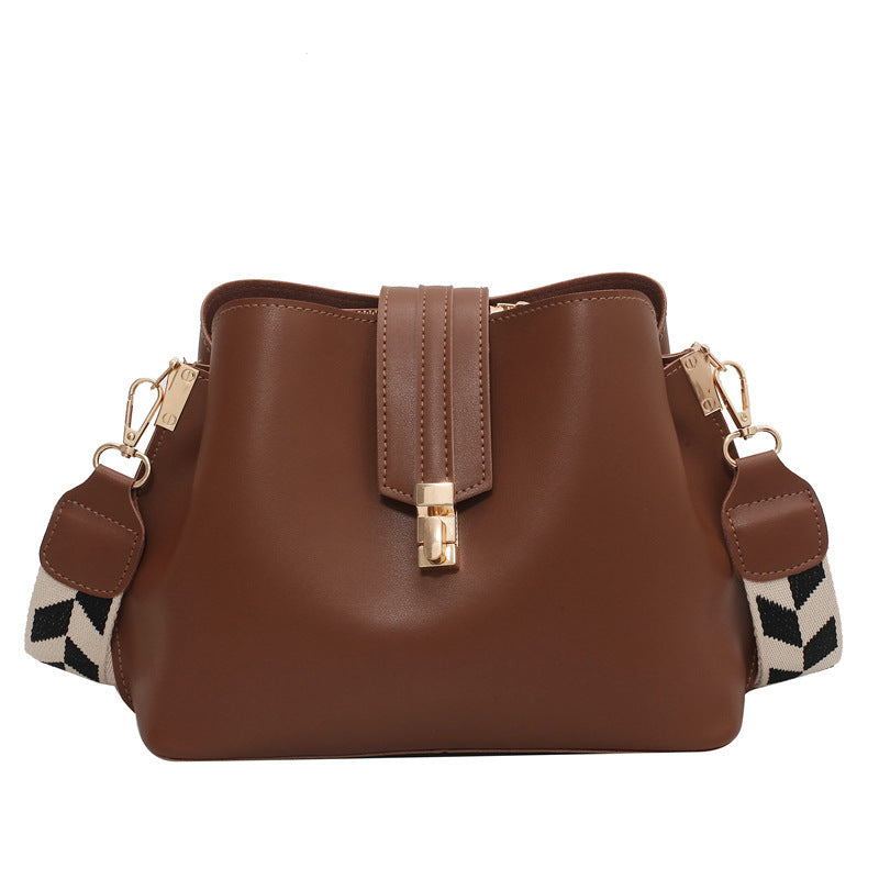Wide Single Shoulder Strap Bag