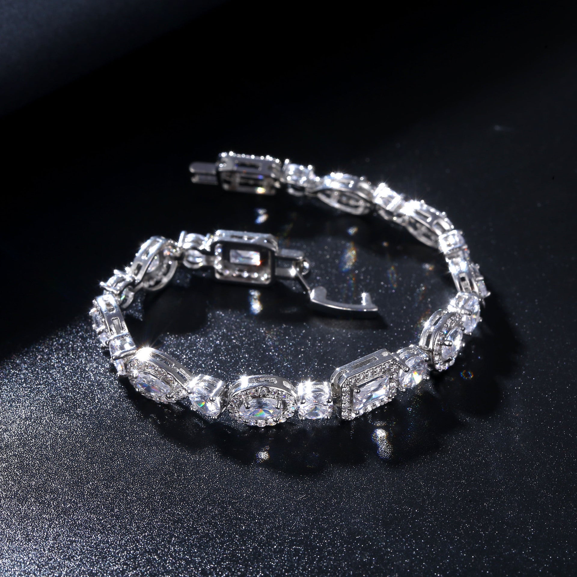 Multi-shapes Zircon Bracelet