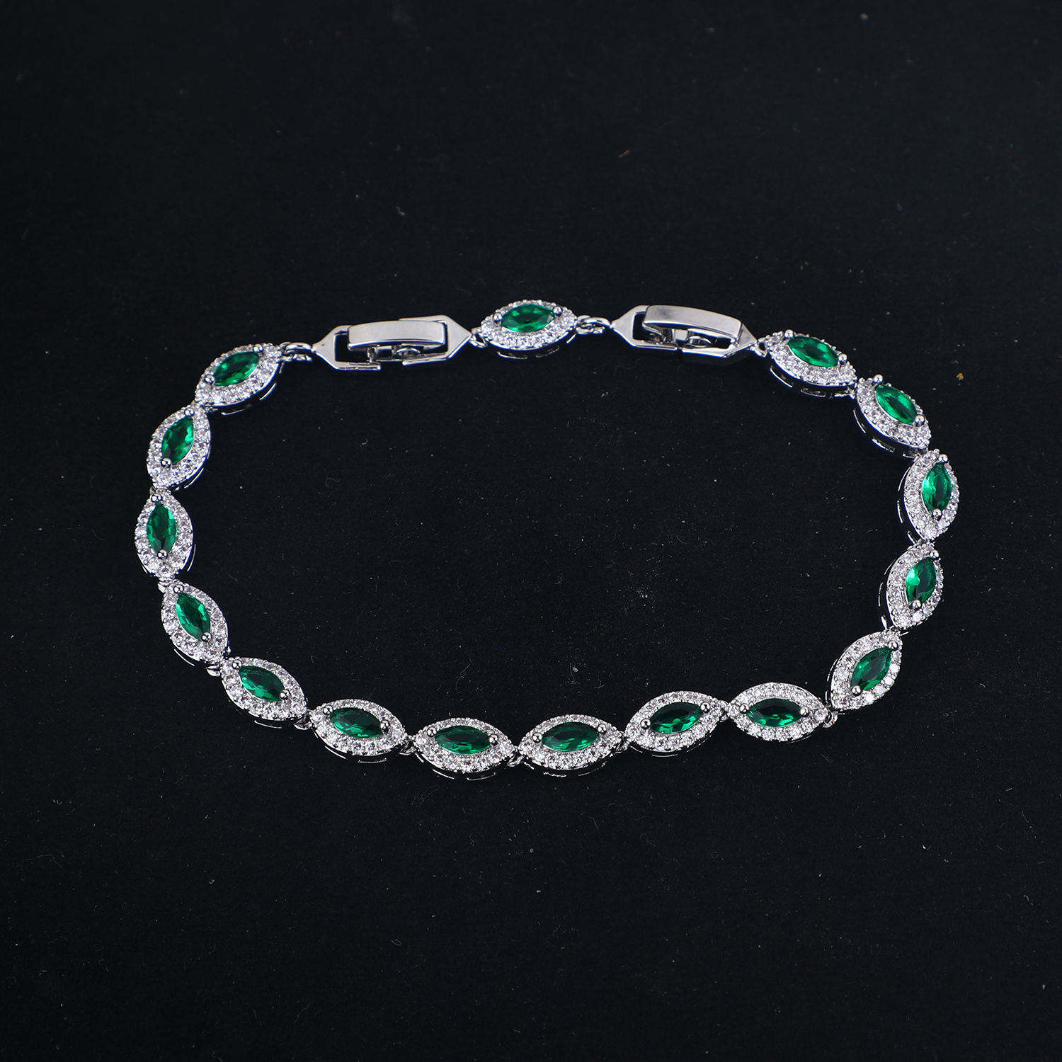 Eyes Zircon Bracelets