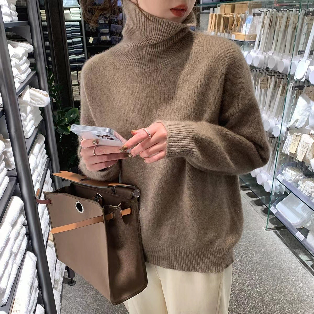 Loose Long Sleeves